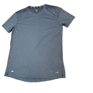 𝅺unipro men’s tshirt⭐️